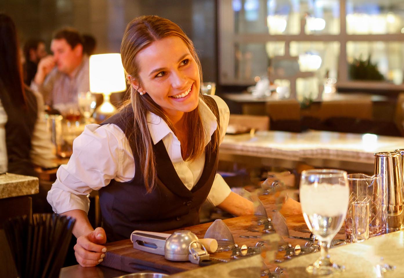 careers bartender